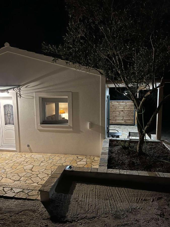 Vátos The Old Stables Apartment מראה חיצוני תמונה